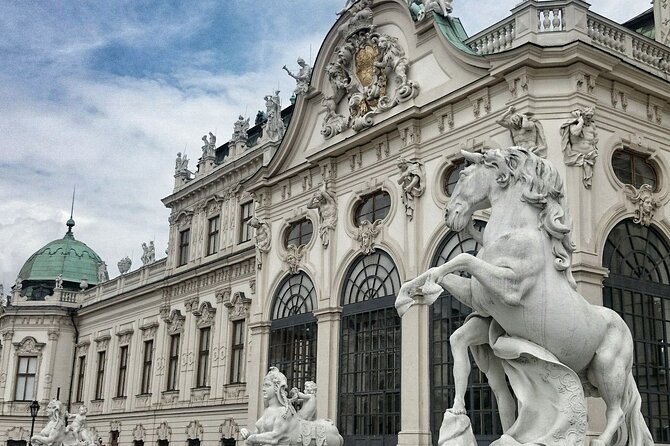 Vienna Private Walking Tour including State Opera