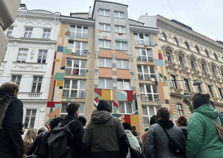 Vienna: Ugly Vienna Guided Walking Tour