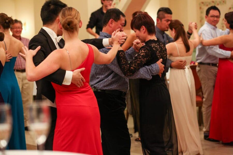 Vienna: Viennese Waltz Workshop for Couples - The Experience in Detail