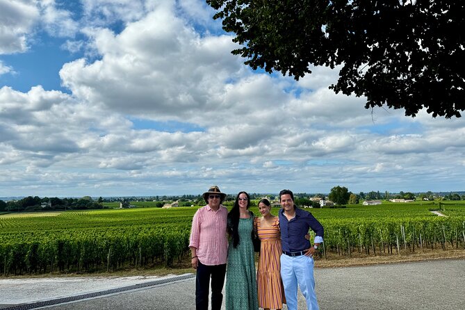 Visit Saint-Emilion and Pomerol:Vineyards, lunch and tastings included - Pomerol and Final Wine Tasting
