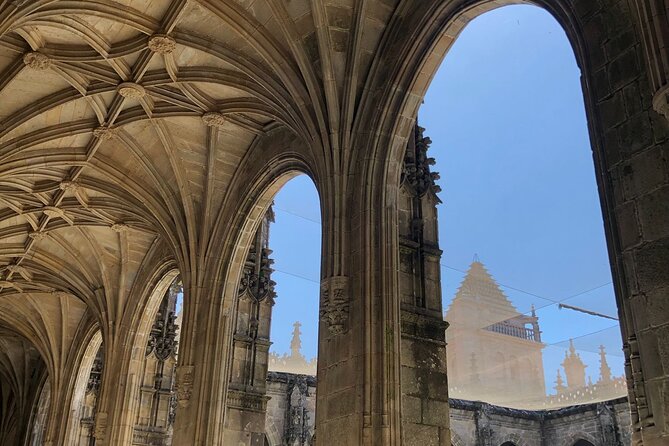 Visit to the Cathedral of Santiago with Roofs and Optional Portico - Good To Know