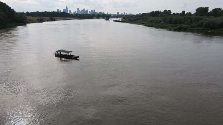 Warsaw: cruise on the Vistula