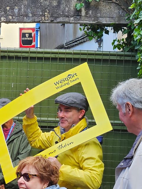 Westport: Fun-filled walking tour of a beautiful town