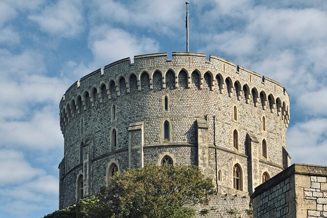 Windsor Castle: Full Day Guided Tour from London by Train