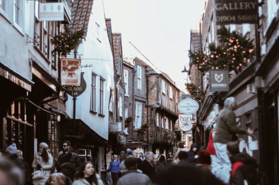 York: Christmas Market and City Highlights Walking Tour - Introduction: A Walk Through York’s Festive Heart  