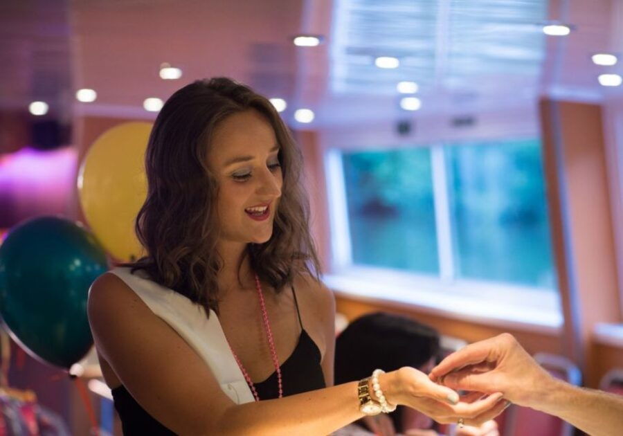 York: Party Cruise with Drink, Dinner, and DJ - Good To Know