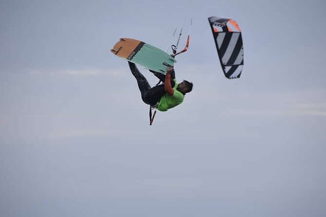 2 Hour Kitesurf Lesson in Tarquinia - Good To Know