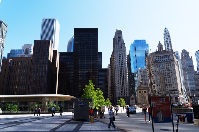 2 Hour Magnificent Chicago Tour with Photos and Popcorn - Exploring the Itinerary: What’s Included and What You Can Expect