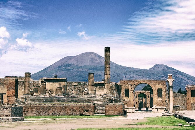 3-Hour Private Guided Walking Tour of Pompeii - Exploring Pompeii with a Private Guide