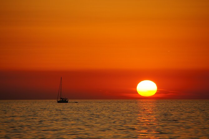 3hours all inclusive Sunset&Dolphin Tour from Medulin on Sandra - The Itinerary in Detail: What to Expect