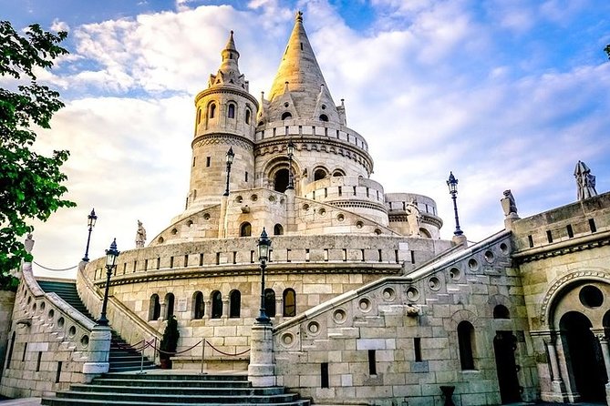 7 Days/ 6 nights European Highlights Private tour of Budapest-Vienna-Bratislava - Day 4: Transition to Vienna’s Imperial Grandeur