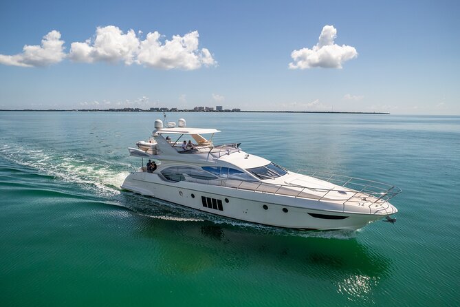 70' Azimut Flybridge Yacht Charter - Who Is This Tour Best For?