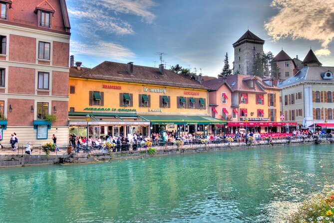 Annecy Scavenger Hunt and Highlights Self-Guided Tour - Itinerary Breakdown: What Stops Might You Encounter?