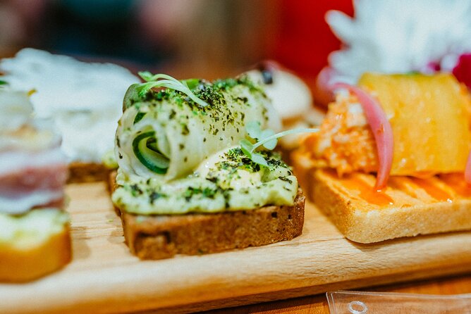 Award-Winning Prague Evening Old Town Food and Drink Tour - Who Will Love This Tour?