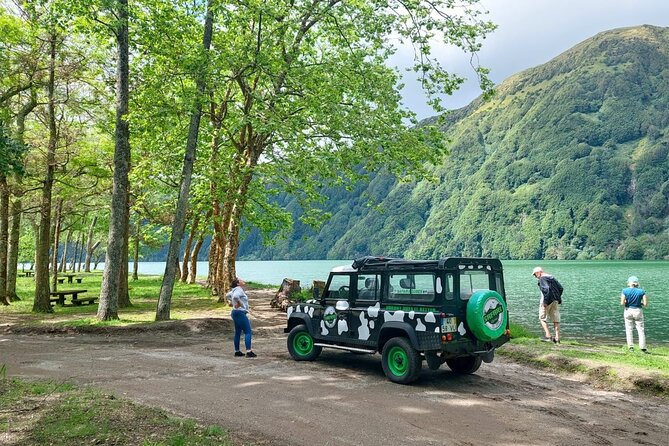 Azores - Seven Cities & Lagoa do Fogo tour - Transportation and the Small Group Experience