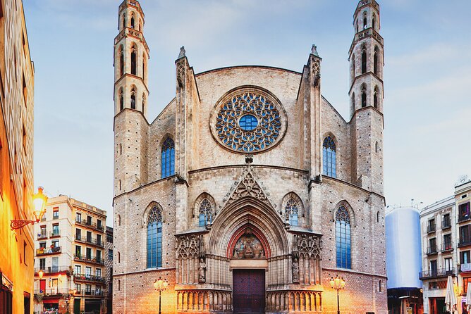 Bar Crawl in Barcelona with Spanish Wines, Vermut, Cold Beer and Tapas - Detailed Breakdown of the Itinerary