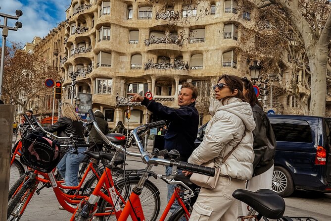 Barcelona: Bike or eBike Tour, Top Sights & Local Insights - The Itinerary Breakdown