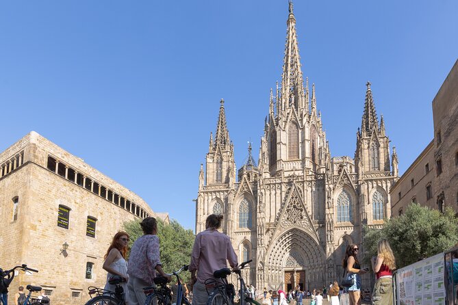 Barcelona Bike Tour: Your First Time Highlights with Locals - What the Reviews Say