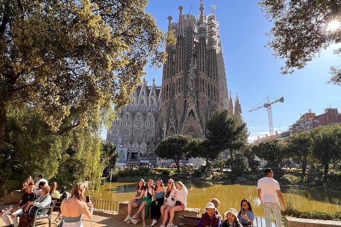 Barcelona Full Day: Sagrada Familia and the 3 Gaudí Houses - FAQs