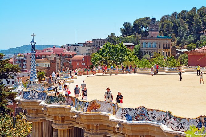 Barcelona: Park Guell Guided Tour with Skip the Line Ticket - What to Expect from the Itinerary