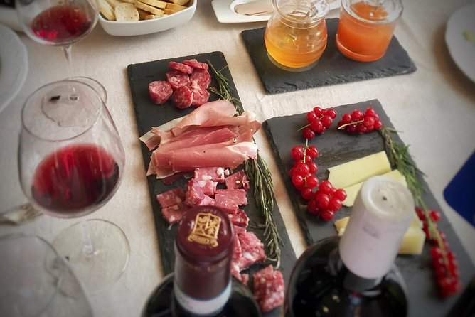 Brunello di Montalcino Wine Tasting with Tuscan appetizer in ancient residence - Final Thoughts: Who Will Love This Experience?