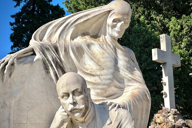 Cemetery Tour - Angels, Gothic Graves, Montjuic Sea Views - Authentic Experiences Highlighted by Reviewers