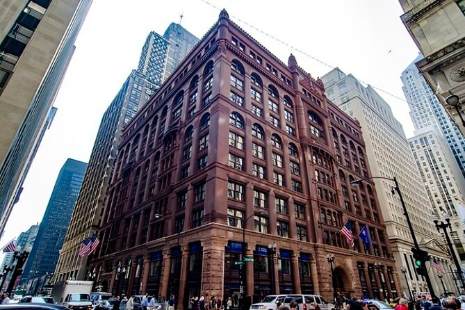 Chicago Loop Private Walking Tour with a Guide - What You Can Expect from This Tour