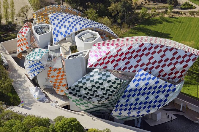 Combo: Side car Tour in Paris + Louis Vuitton Museum - Exclusive Access to the Louis Vuitton Foundation