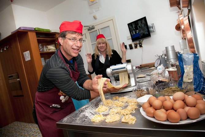Cooking Class & Guided Farm Tour On The Hills Of Sorrento - The Scenic Setting and Atmosphere