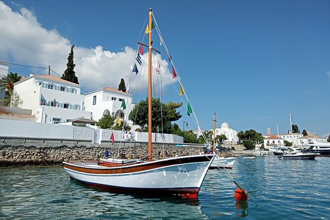 Electric Boat Daily Cruises - What Makes This Electric Boat Tour Stand Out?