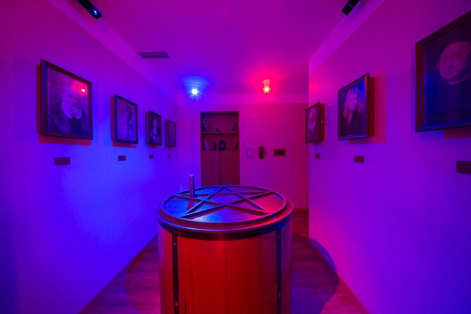 Escape Hunt Experience - The Themed Rooms: What Makes Them Special