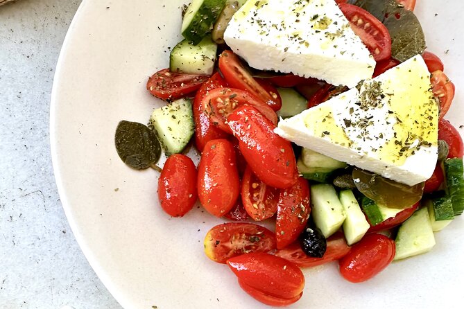 Exclusive Santorini Private Wine Tasting & Greek Lunch Experience - Detailed Breakdown of the Itinerary