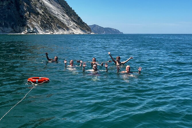 Excursions and boat trips along the Conero Riviera from Numana - Comfort and Practical Details