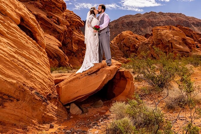 Fire Rock Wedding at Redstone Dune Trails - Who Will Love This Experience?