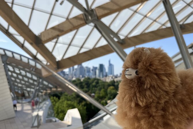 Fondation Louis Vuitton: Ticket Entry & Private Tour - Exploring the Fondation Louis Vuitton Experience