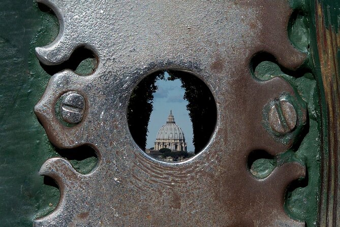 Free Urban Trekking with an Archaeologist - The Experience and Its Benefits