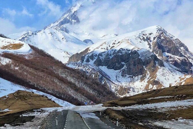 From Tbilisi to Gudauri Ski Resort, Zhinvali, Ananuri Day Trip - The Sum Up: Is This Tour Right for You?
