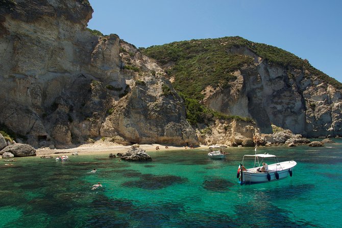 Full-Day Island of Ponza Cruise Trip from Anzio including Lunch - The Food and Beverage Experience