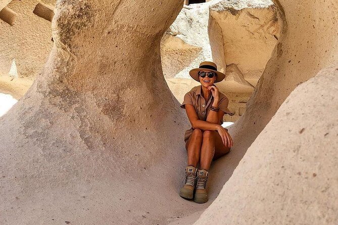 Full Day Red tour in Cappadocia with Small Group - Practical Aspects and What to Expect
