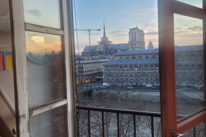 Fun Painting Class in a Professional Art Studio with a View - The Artistic Experience