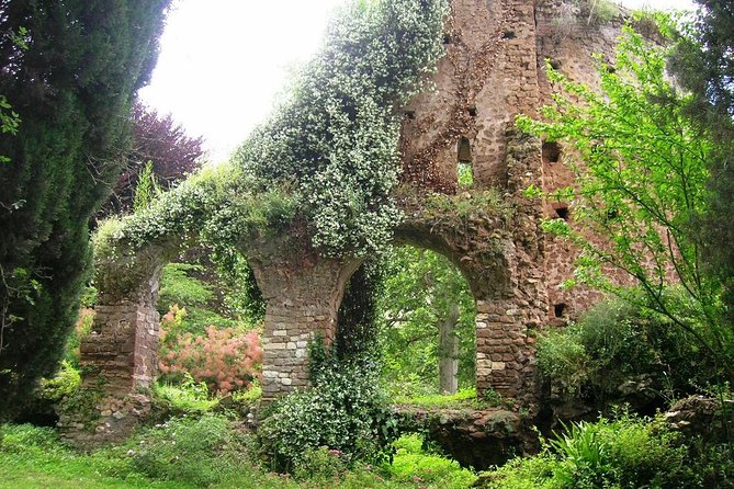 Garden of Ninfa and Sermoneta Day Trip from Rome with Lunch - Practical Details and Value