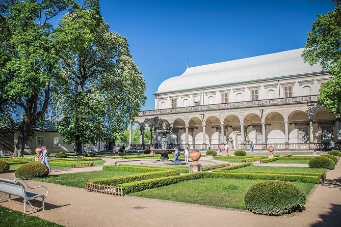 Green walk in Prague's historic garden and parks with a Local - Who Would Love This Experience?