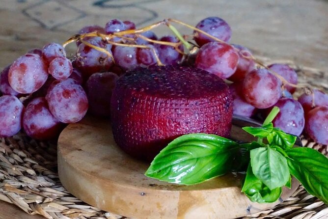 Guided Tour of Montesdeoca Cheese Factory with Cheese Tasting - The Itinerary in Detail