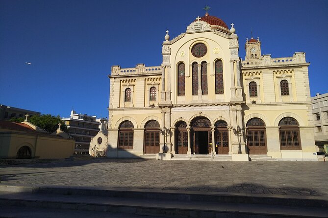 Heraklion - Walking city tour with food tasting - The Guides and Their Impact