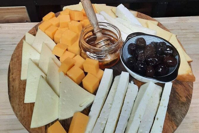 Kutaisi uncorked: Wine Tasting at a local Family Home - Deep Dive into the Kutaisi Wine Tasting Experience