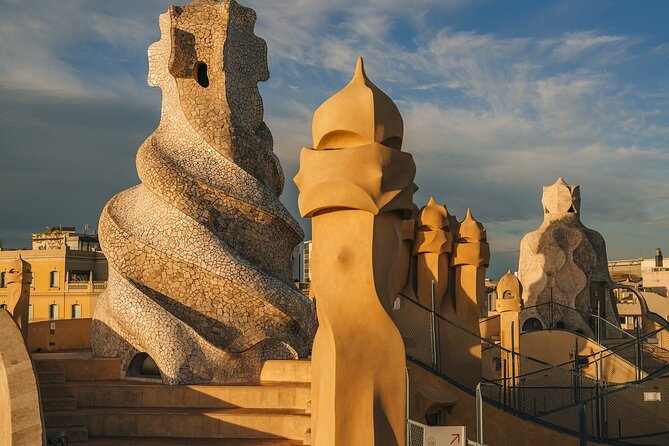 La Pedrera Guided Tour with Fast Track Access - Exploring the Itinerary in Detail