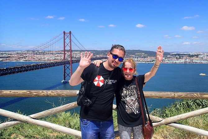 Lisbon´s South Sights & Wine Private Tour - What Makes This Tour Stand Out?