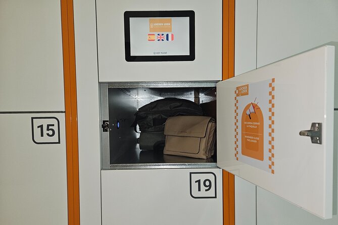Luggage Storage in Barcelona / Locker / Luggage Storage - Why It’s a Good Choice for Travelers