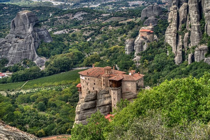 Monasteries of Meteora UNESCO Site Private Tour from Athens - Beyond the Monasteries: The Battle of Thermopylae