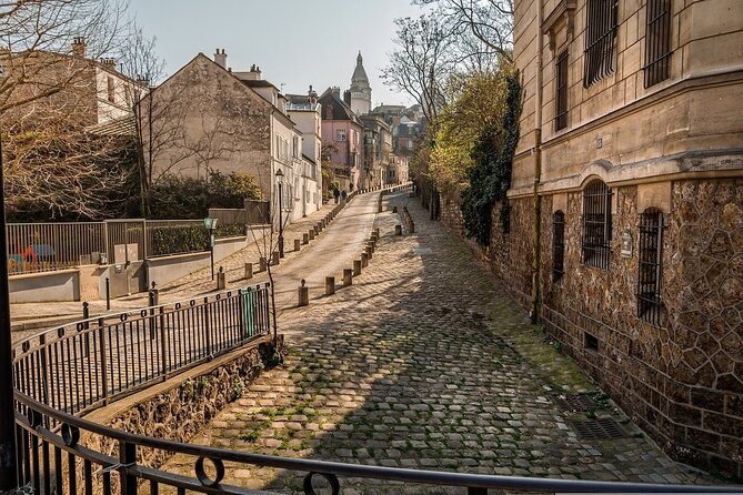 Montmartre : Walk in the Footsteps of Famous Impressionists - Who Is This Tour Best Suited For?